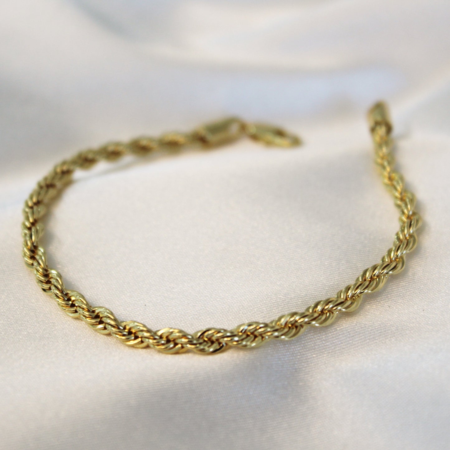 Twisted gold bracelet
